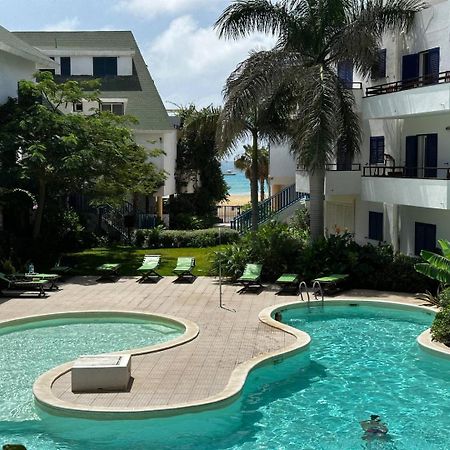 Leme Bedje Two Bedroom - By Bobbywashere Santa Maria Bagian luar foto
