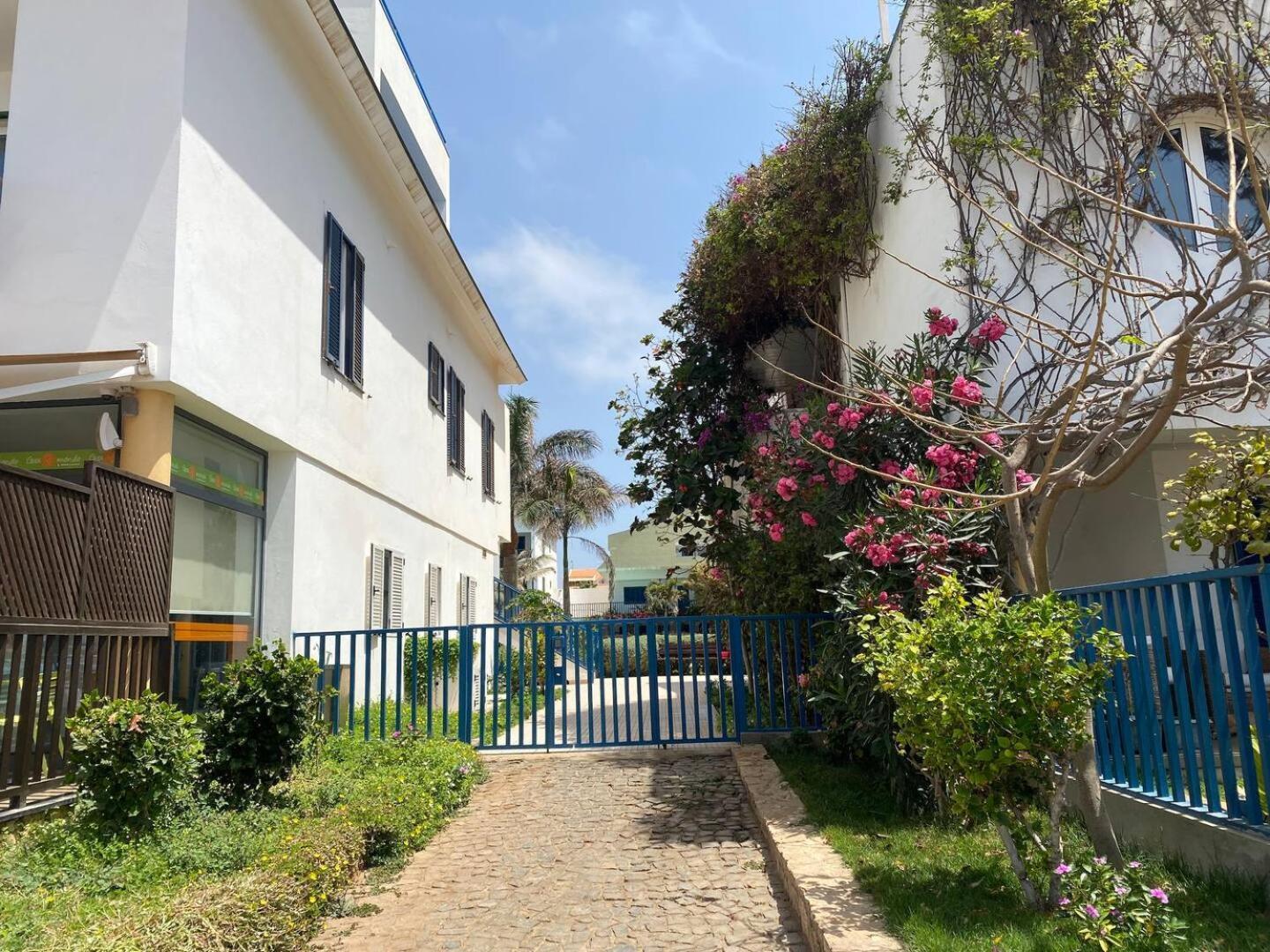 Leme Bedje Two Bedroom - By Bobbywashere Santa Maria Bagian luar foto