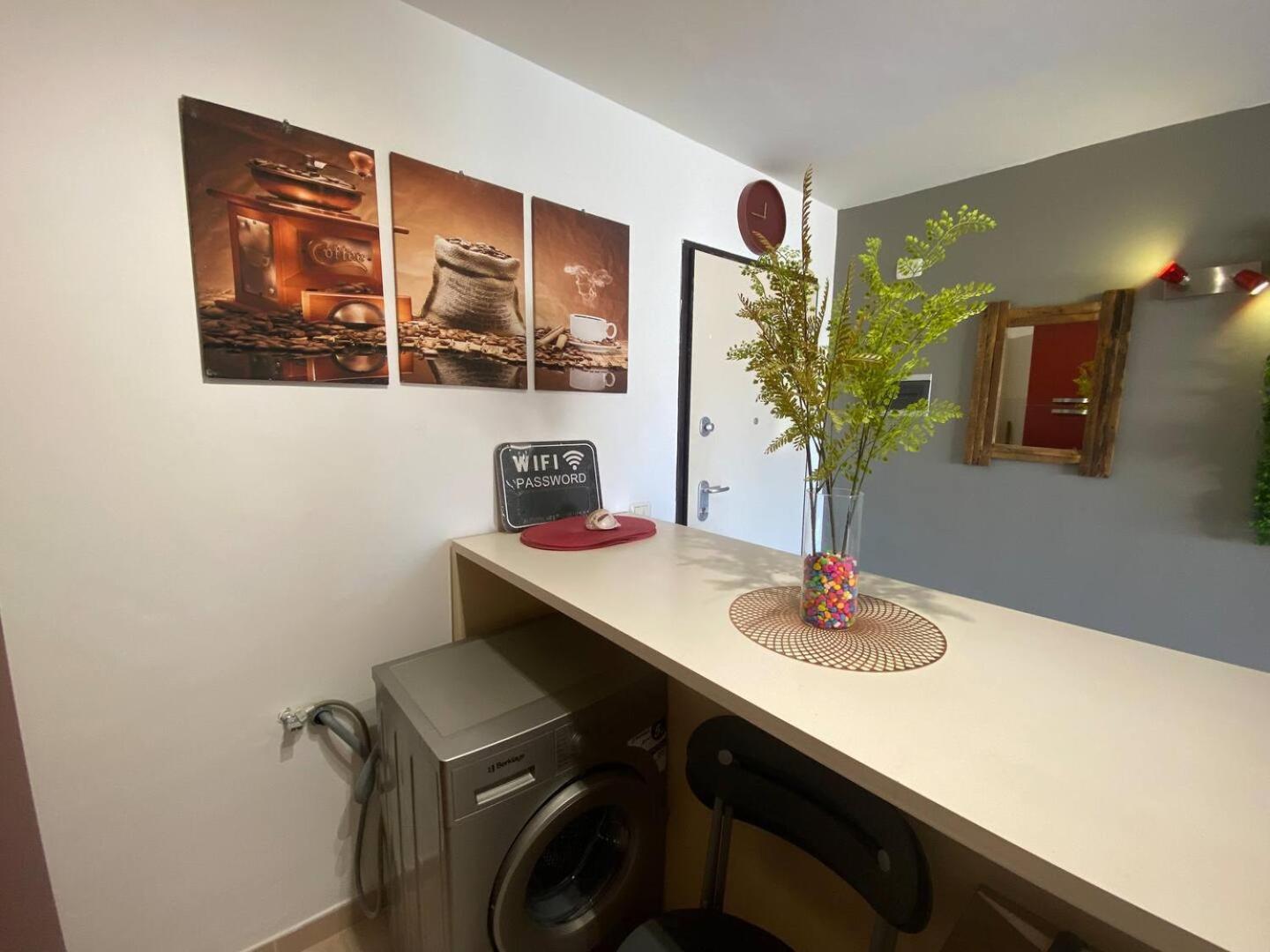 Leme Bedje Two Bedroom - By Bobbywashere Santa Maria Bagian luar foto