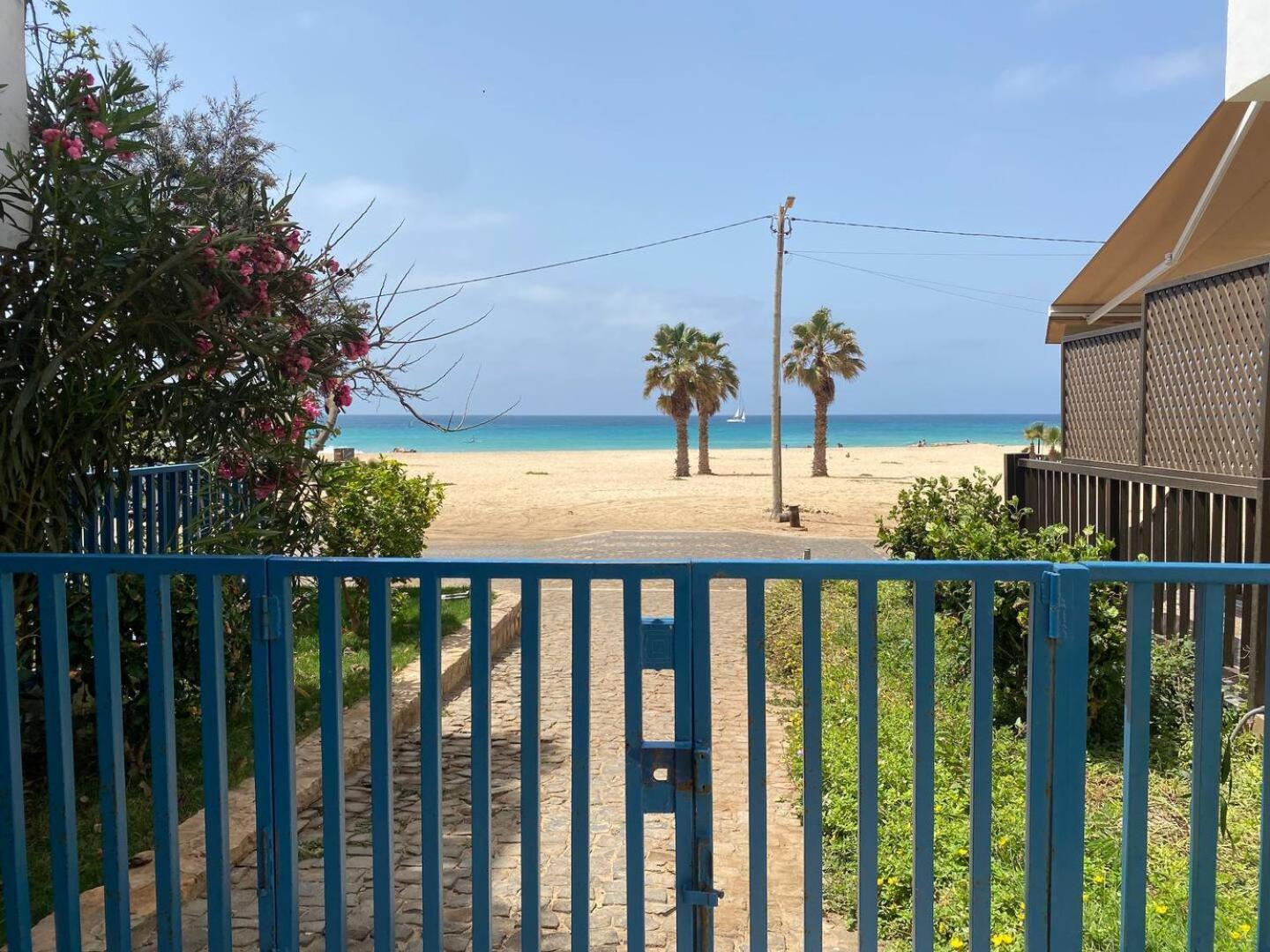 Leme Bedje Two Bedroom - By Bobbywashere Santa Maria Bagian luar foto