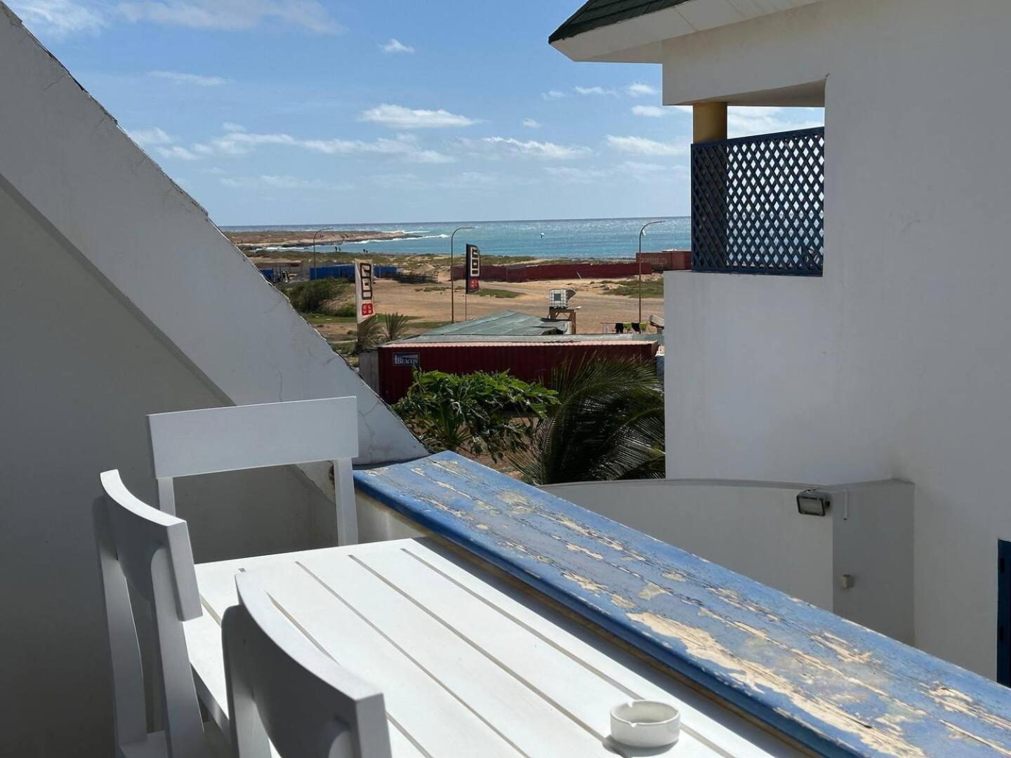Leme Bedje Two Bedroom - By Bobbywashere Santa Maria Bagian luar foto